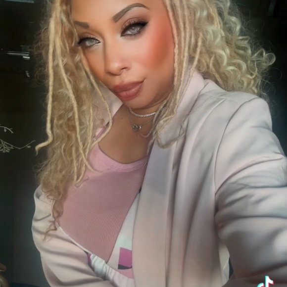 Pink Geometric Patterned Dress - Picture 3 of 7